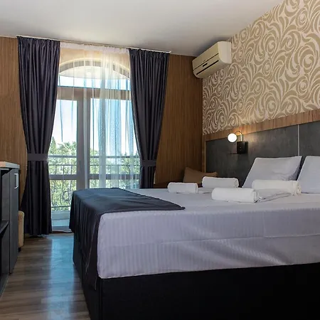 Hotel Toro Negro-3