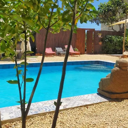 Casa Francesca piscina y aparcamiento privado-2