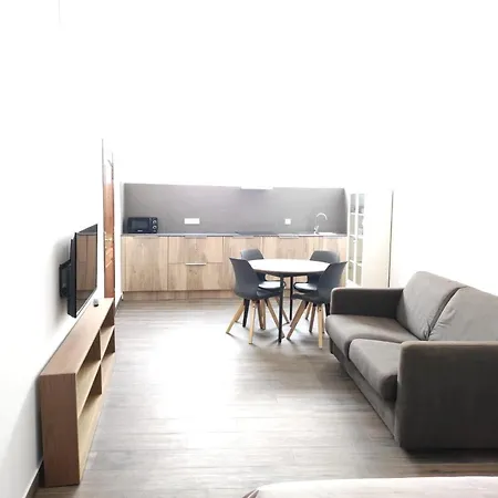 Apartamentos Turísticos Betanzos-3