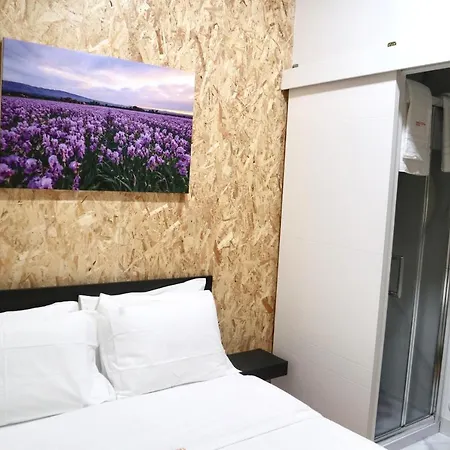 Amadora Boutique Hostel-2
