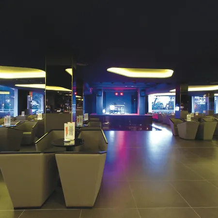 Hotel Riu Bravo-2