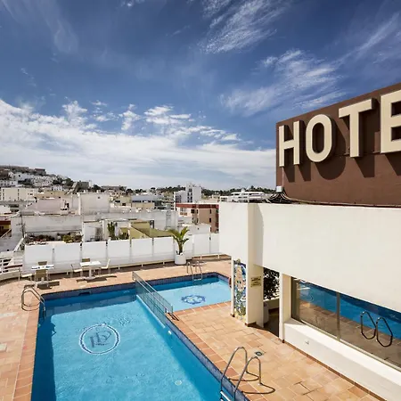 Hotel Royal Plaza-2