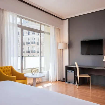 Hotel Madrid Plaza de España, Affiliated by Meliá-2