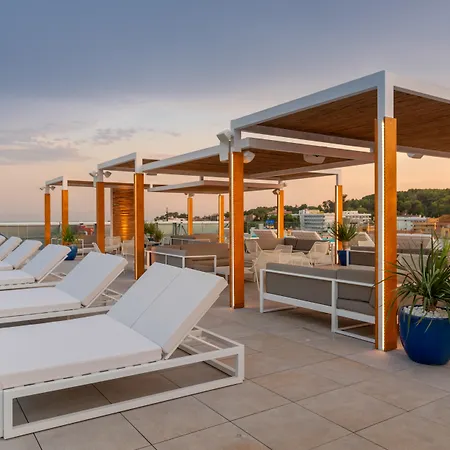 L'Azure Hotel 4* Sup-2