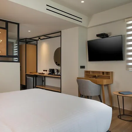 Hyperion City Hotel & Spa-3