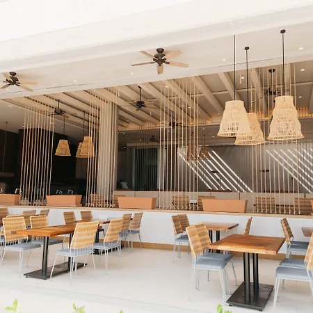 Emporio Cancun-3