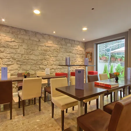 Timhotel Odessa Montparnasse-2