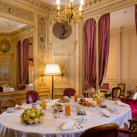 Hotel Raphael-3