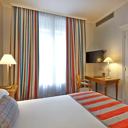 Royal Hotel Paris Champs Elysees-3