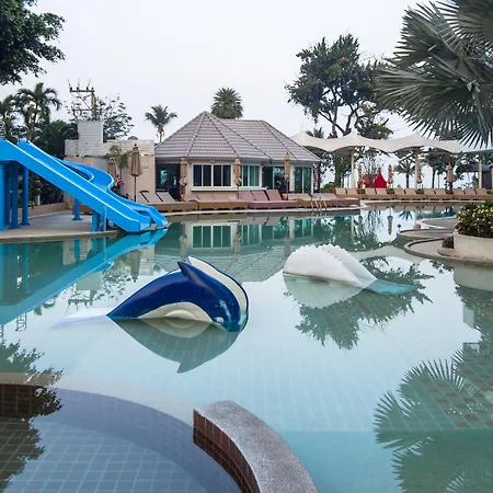 Pattaya Discovery Beach Hotel-2