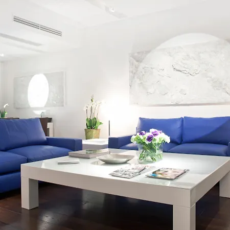 Magna Pars L'Hotel A Parfum, Small Luxury Hotels Of The World-3