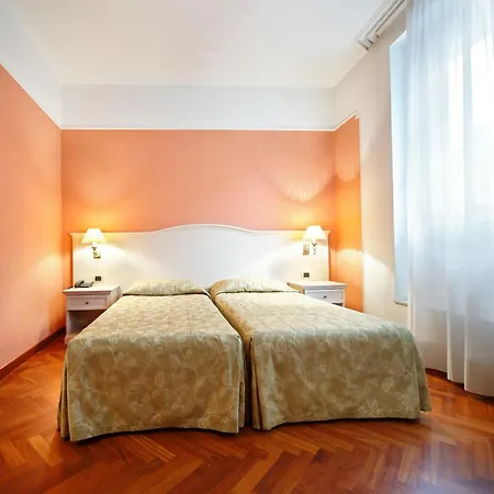Hotel Terminal-3