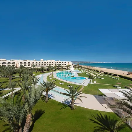 Iberostar Waves Averroes-3