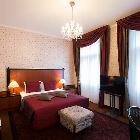 Grandhotel Pupp-2
