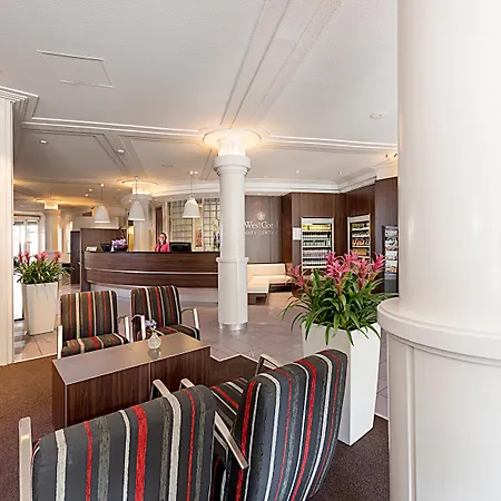 Westcord City Centre Hotel-2