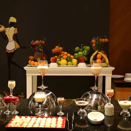 Pasaport Pier Hotel-2