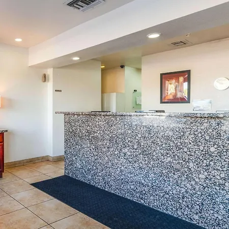 Econo Lodge Phoenix North I-17-3