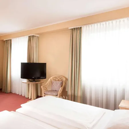 Tryp By Wyndham Koeln City Centre-2