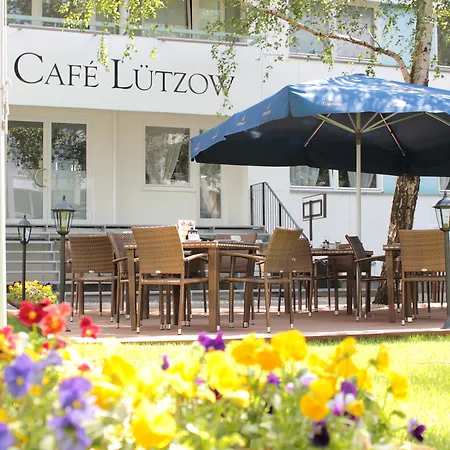 Hotel Luetzow-3