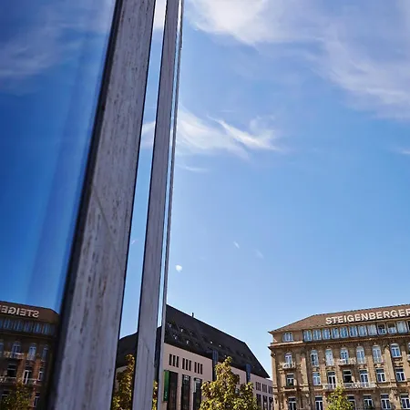 Steigenberger Parkhotel Düsseldorf-3