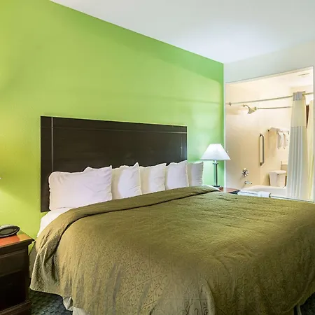 Quality Inn & Suites Harvey - Chicago Southland-3