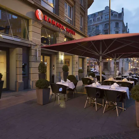 Ramada By Wyndham Frankfurt City Centre-3