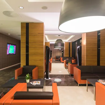 Q Hotel Plus Krakow-3