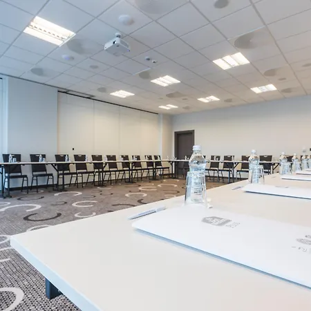 Q Hotel Plus Krakow-2