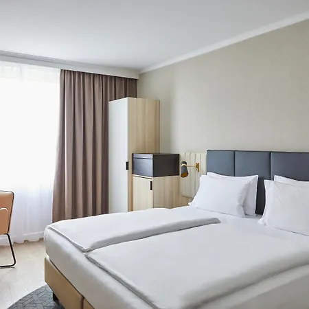 Crowne Plaza Hamburg-City Alster By Ihg-3
