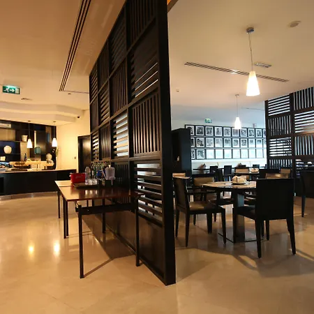 Holiday Inn Express Dubai Airport By Ihg-3