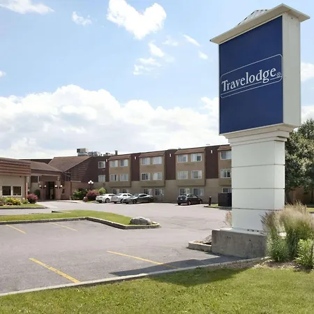 Travelodge By Wyndham Ottawa East-2