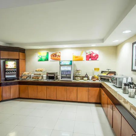 Quality Inn Miami Airport - Doral-2