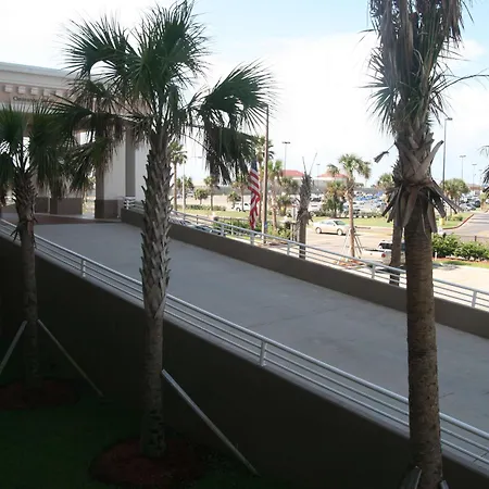 Hampton Inn&Suites Galveston-2