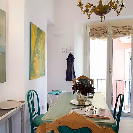 Overland Suites Catedral-2