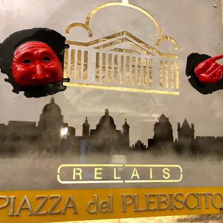 Relais Piazza Del Plebiscito B&B-3