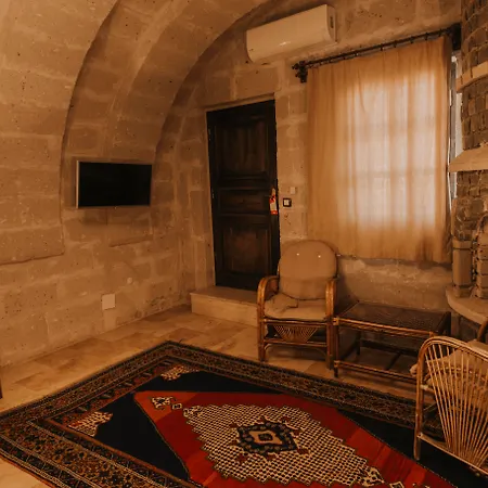 Holiday Cave Hotel-2