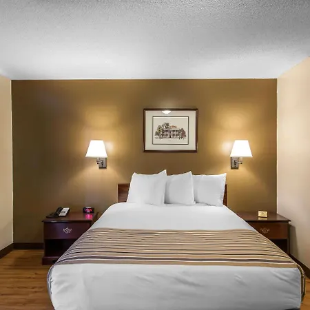 Suburban Extended Stay Hotel Hermitage-3