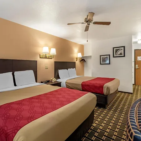 Econo Lodge La Junta-3