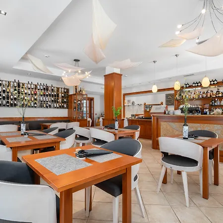 Heritage Hotel Tisno-3