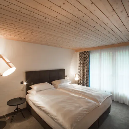 Bernerhof Swiss Quality Hotel Gstaad-2