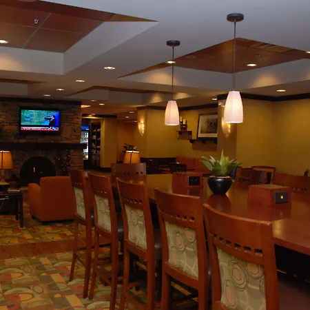 Hampton Inn Chattanooga-North-2