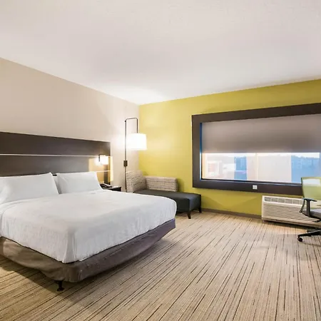 Holiday Inn Express & Suites Jacksonville - Town Center By Ihg-3
