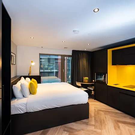 Staycity Aparthotels Dublin Castle-3