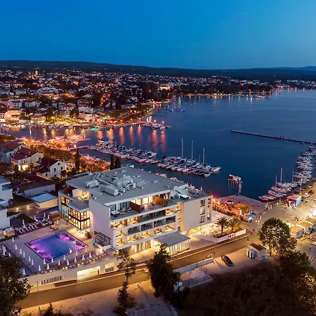 Luxury Hotel Riva-3