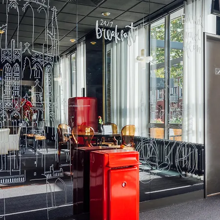 Leonardo Hotel Breda City Center-2