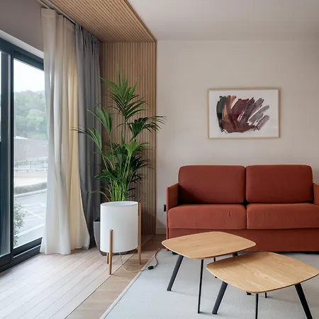 Apartamentos Líbere Bilbao Museo-3