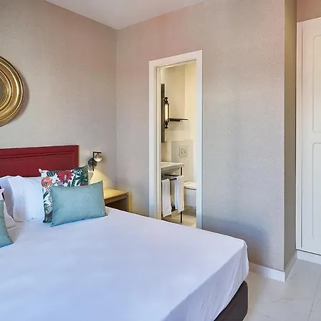 Vincci Molviedro Suites Apartments-3