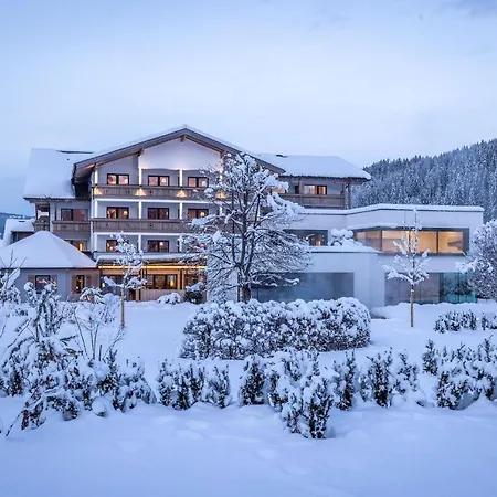 Superior Hotel Alpenhof-2