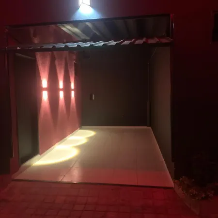Up Motel-2
