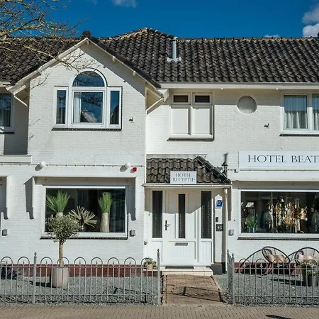 Hotel Beatrix-2